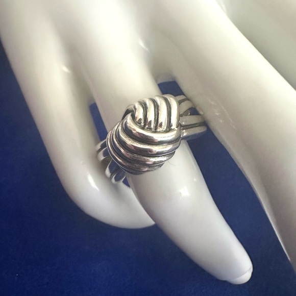 BBJ Sterling Silver Knot Ring Size 6 3/4 QUALITY🔥 - Picture 1 of 4